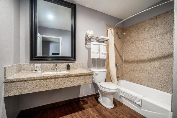 LYFE INN & SUITES by AGA - LAX Airport image 35